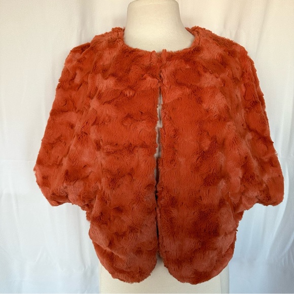 HOMMAGE FROM LOS ANGELES FAUX FUR CROPPED BURNT ORANGE RUST CAPLET JACKET. Sz MP - Picture 1 of 10